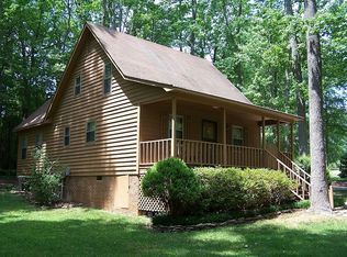 3800 Wonderland Dr, Matthews, NC 28104