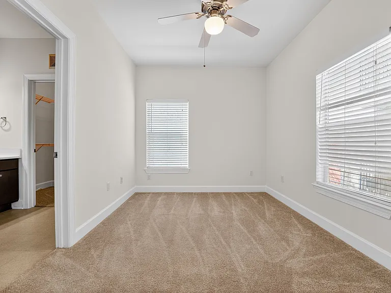 1901 Crossing Pl — Photo 10