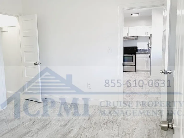 $995 Sec Dep Special With In Unit Laundry In Select Units In East Boca — Photo 15