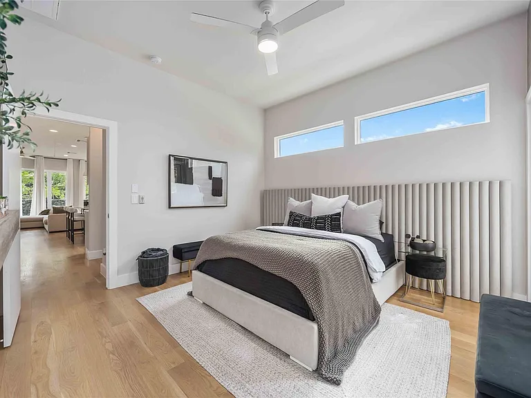 5310 Suez St — Photo 15