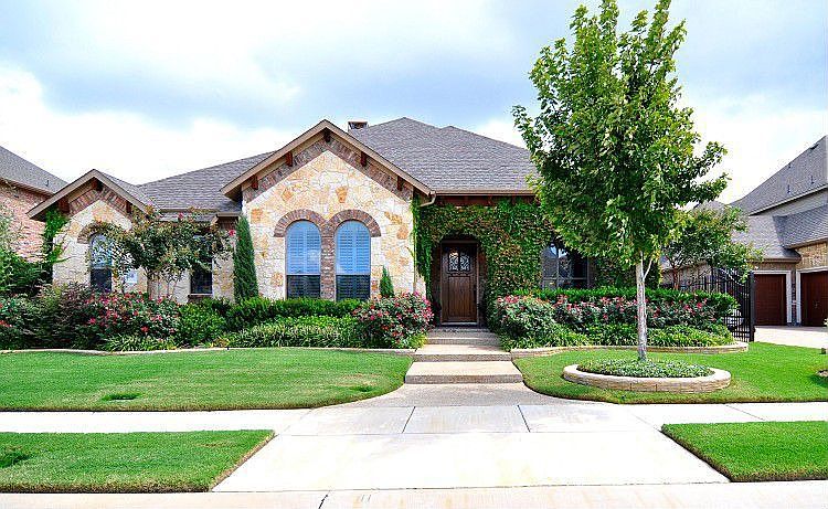 1st image of 188 Townlake Dr