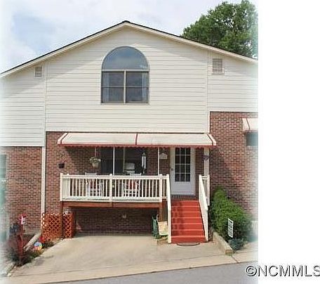 1st image of 10 Bage St