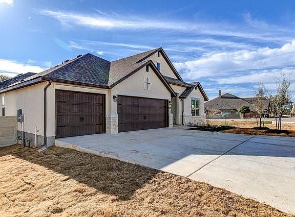 2nd image of 593 Vale Ct