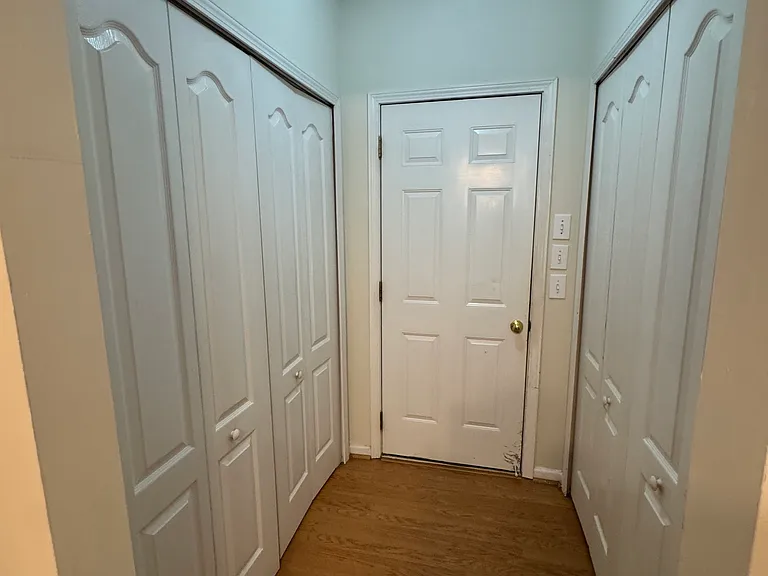 6410 Winston Trce — Photo 15