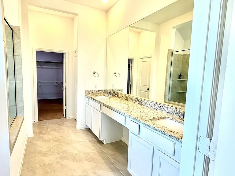3715 Rock Ledge Dr — Photo 6