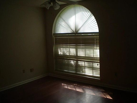 4th image of 6518 Glenn Lakes Dr