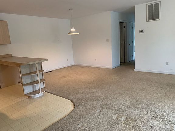 3rd image of 38920 Upland Ct #3
