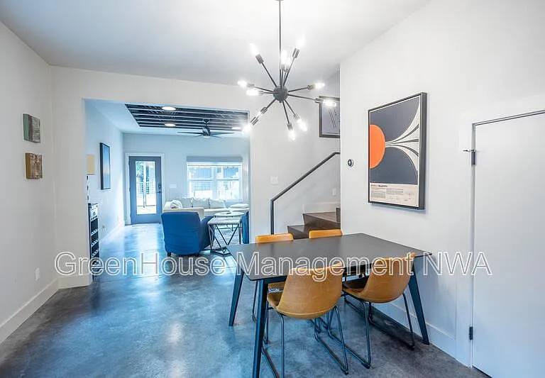 808 S Locust Ave #808LOC — Photo 16