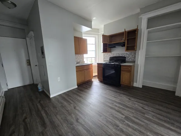 57 Stone St, Newark, NJ