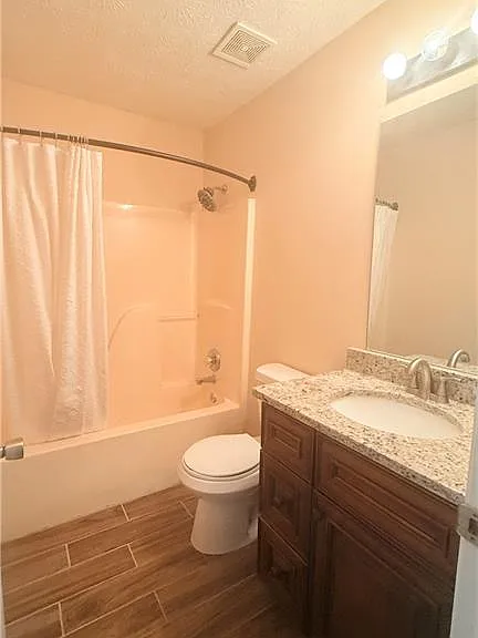 1475 Brookdale Dr — Photo 21