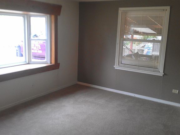 3rd image of 1885 S Hazel Ct