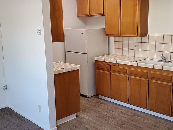 3rd image of 24514 S Avalon Blvd APT 3