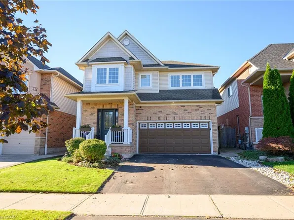 54 Vinifera Dr, Grimsby, ON L3M 5S2