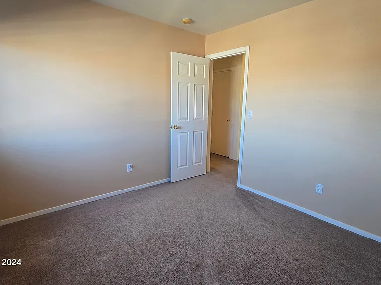 8778 Sunset Breeze Dr — Photo 19