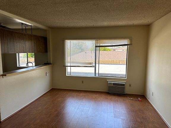 4th image of 133 S Chevy Chase Dr #208