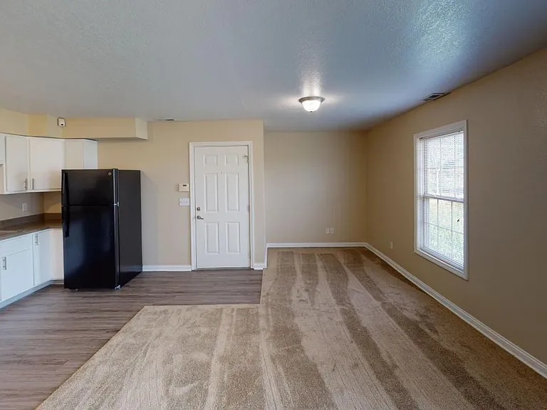 Fox Brook Apartments — Photo 5