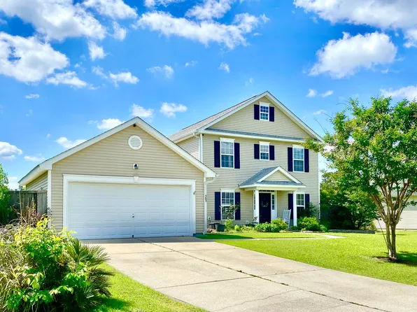 303 Seneca River Dr, Summerville, SC 29485