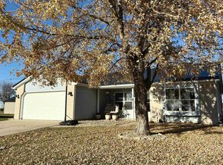 1510 Wheatfield Ct, Bluffton, IN 46714