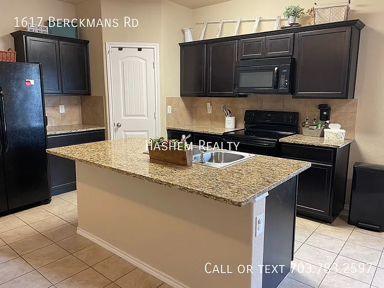 1617 Berckmans Rd — Photo 2