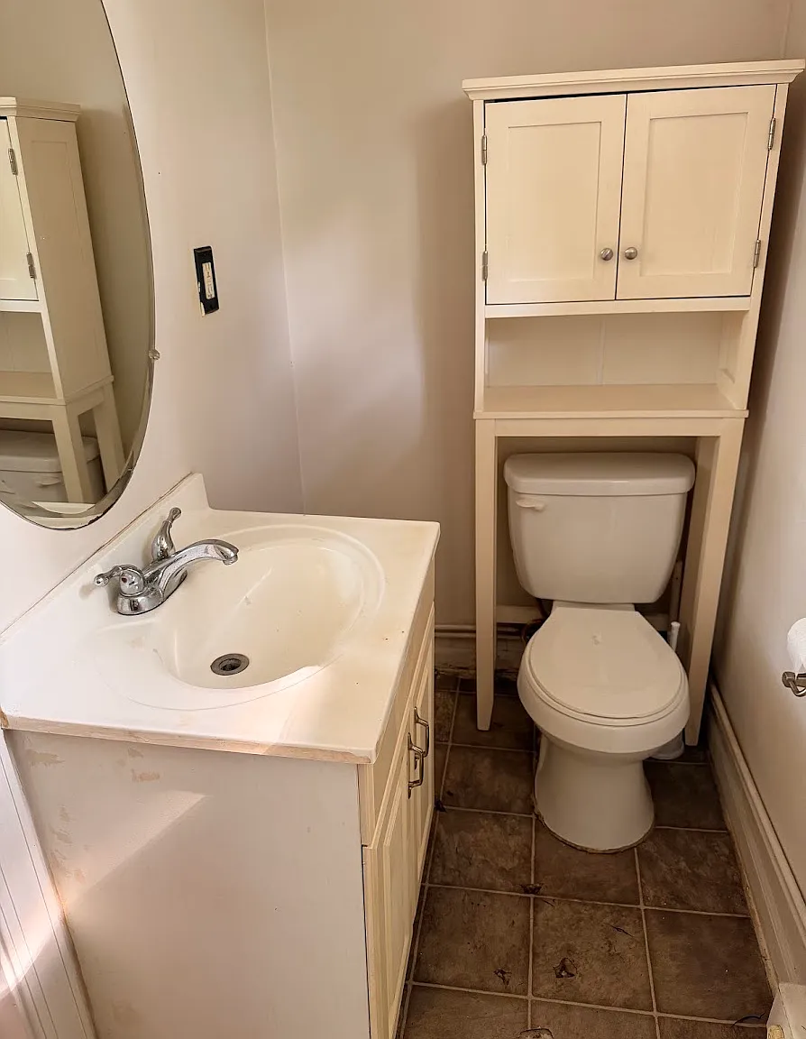 Studio, 300 sqft, $850 — Photo 3