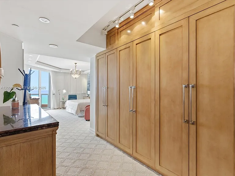 17875 Collins Ave #1501 — Photo 38