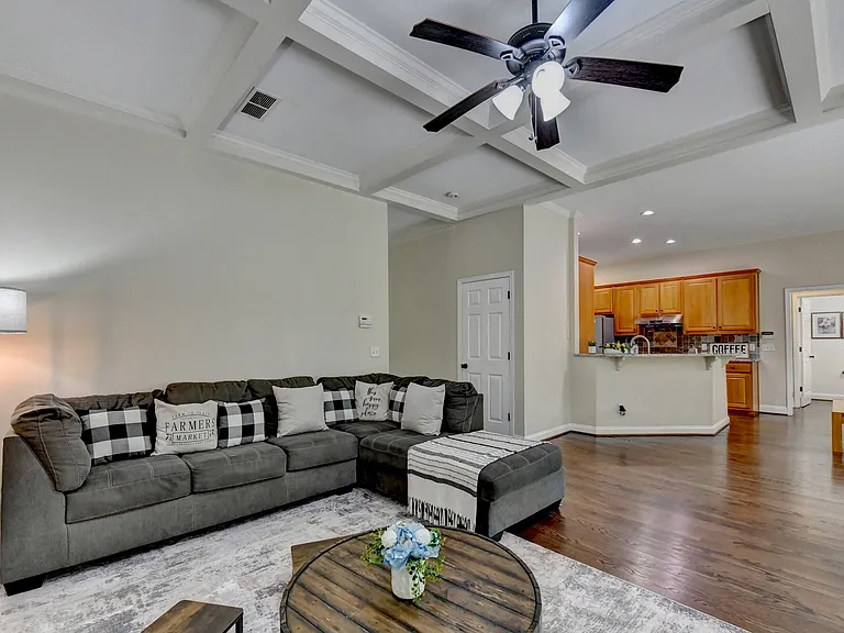 2051 Crown Vetch Ln — Photo 47