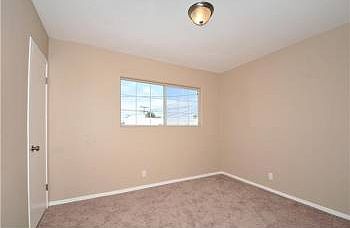 3rd image of 2978 Franklin Ave