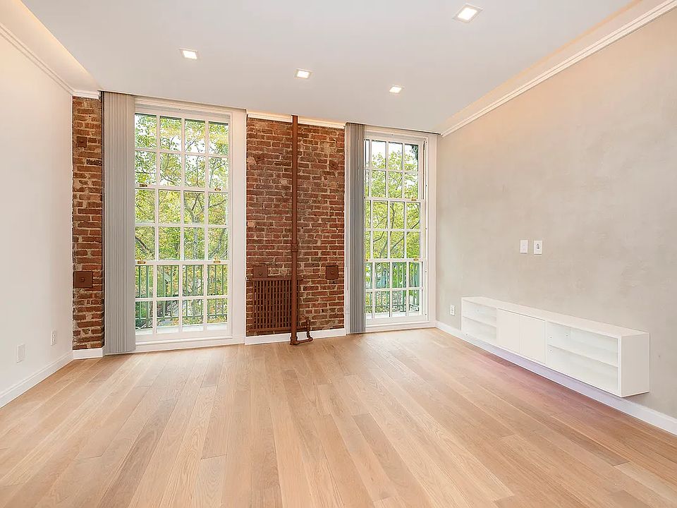 1st image of 516 E 78th St APT 3I