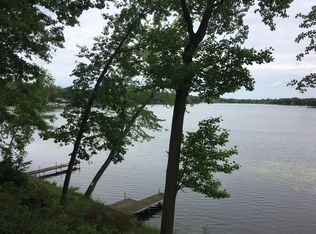 7862 Tipsico Lake Rd, Holly, MI 48442