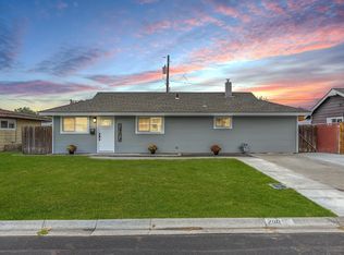 2110 Dallas St, Richland, WA 99352