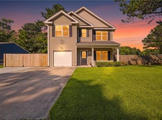 3317 Dunedin Dr, Chesapeake, VA 23321