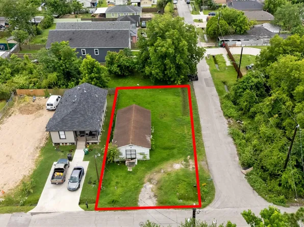 8102 Safebuy St, Houston, TX 77028