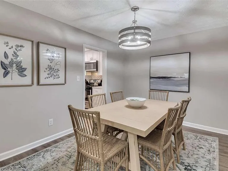 826 Moonlit Ln NW — Photo 5