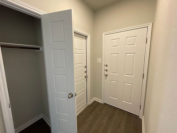 5th image of 3407 Lindsay Ln