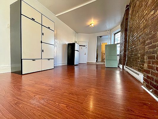 5th image of 174 Delancey St APT 8F