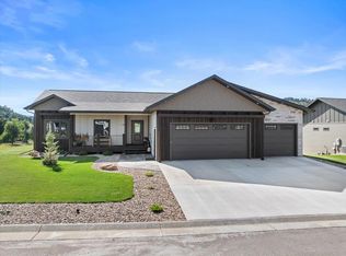 450 Gooseberry Rd, Spearfish, SD 57783