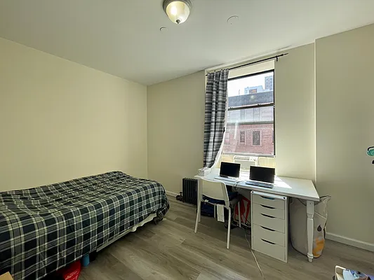 Rented by Bond New York | media 6