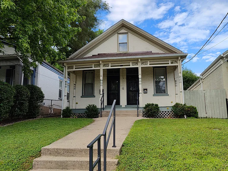 3434 Walworth Ave — Photo 1