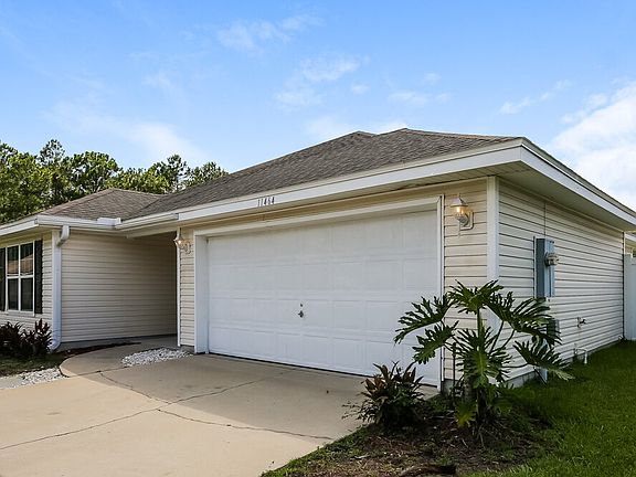 3rd image of 11464 Oakbank Ct
