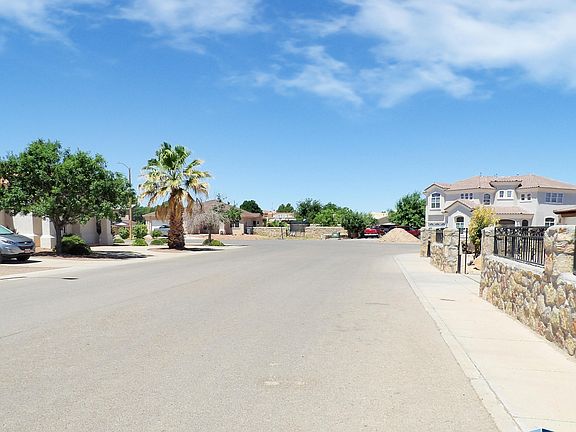 2nd image of 1109 Dona Beatriz Cir