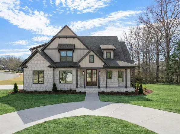 354 S Monterey Dr, Moore, SC 29369