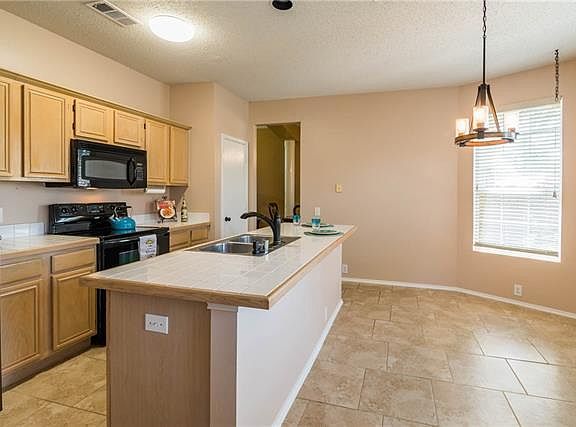 2nd image of 3409 Canyon View Ct