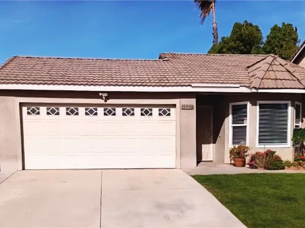 11538 Larchwood Dr, Fontana, CA 92337