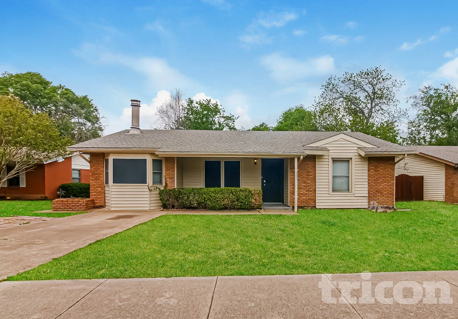 405 Darlene Lane Arlington TX — Photo 1
