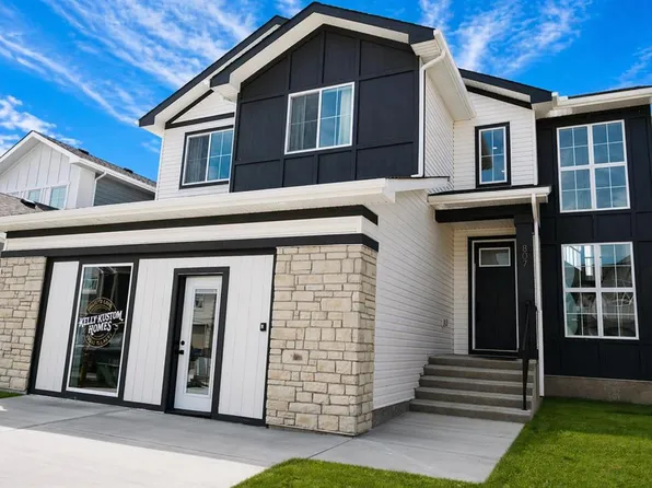 807 N Lakewood Cir, Strathmore, AB T1P 0G7