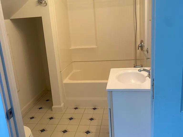 47 Grant St — Photo 14