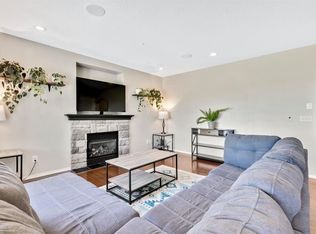 148 S Hillcrest Blvd, Strathmore, AB T1P 0A3