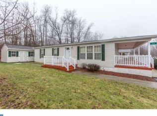 111 Stillwagon Ln, Coatesville, PA 19320