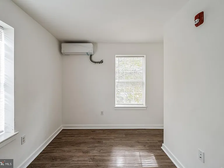407 S 42nd St #3B — Photo 41