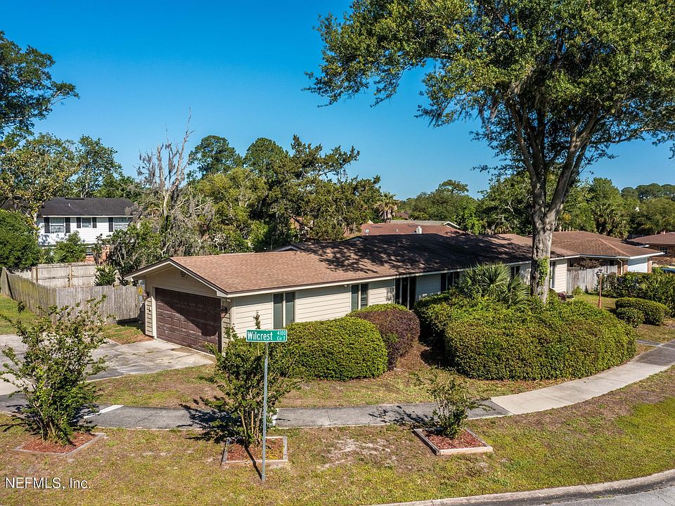 1st image of 4112 WILCREST Circle E